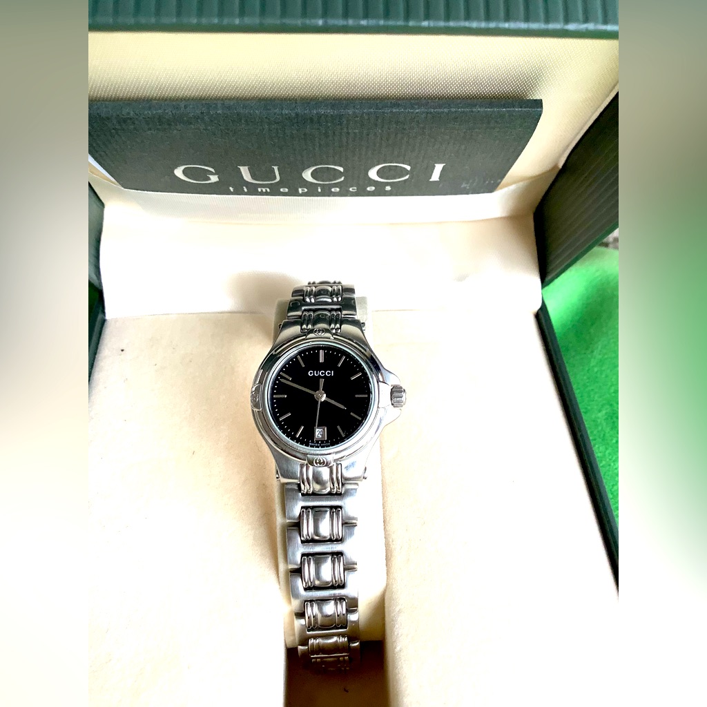Ladies Gucci Stainless Steel Watch Nice